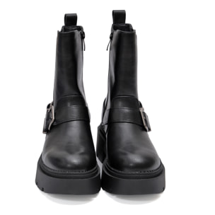 Stivaletto in simil pelle con fascia elastica e cinturini