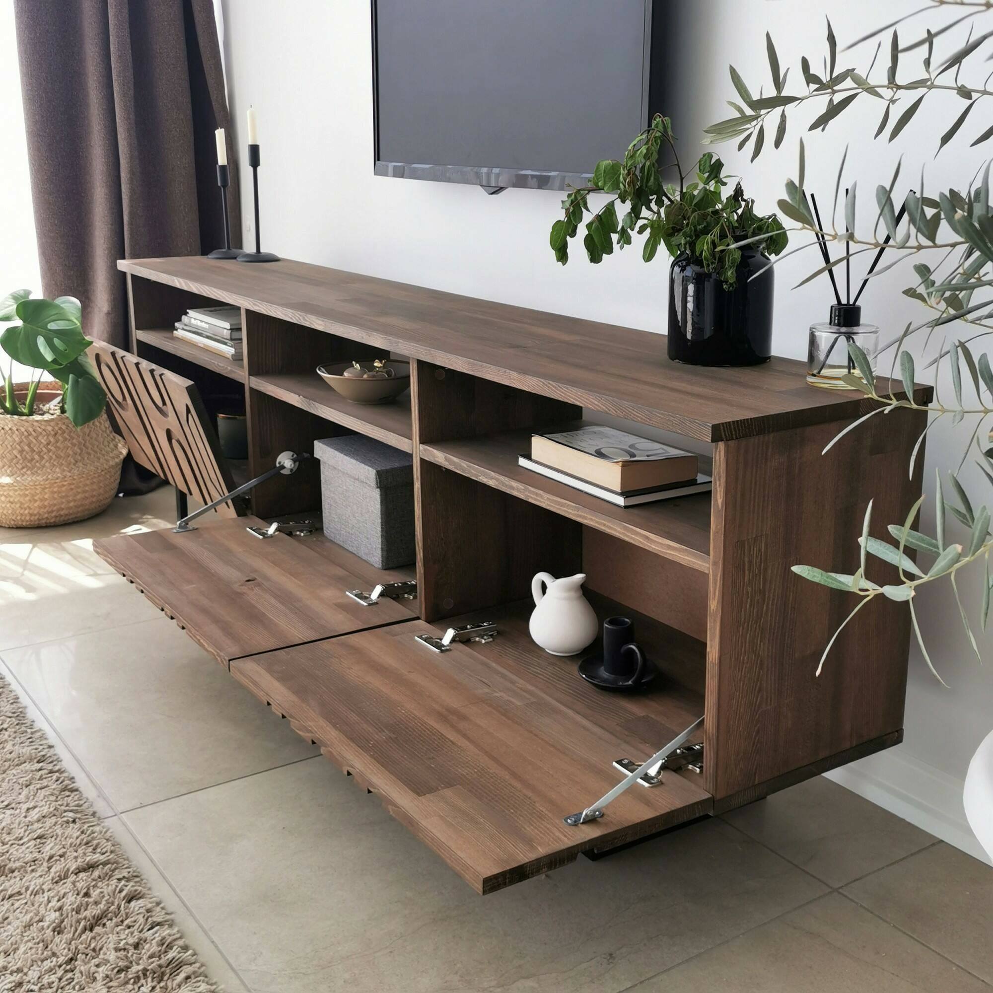 Mobile porta TV Dpatrici, Credenza da soggiorno, Armadio basso per TV, Base parete attrezzata, 170x30h40 cm, Noce