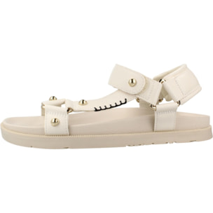 Sandalias Niña de la marca GEOX  modelo J SANDAL FOAMMENTERA BEIS