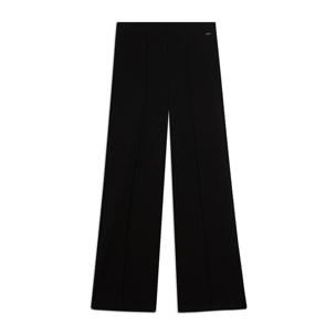 Pantaloni slim con gamba ampia e dettaglio piping