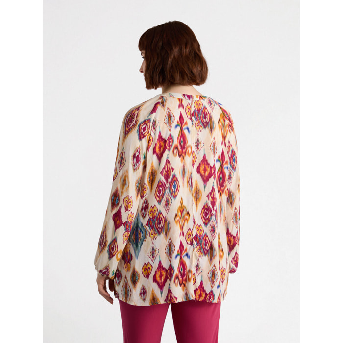 Fiorella Rubino - Blusa con estampado ikat - Beige