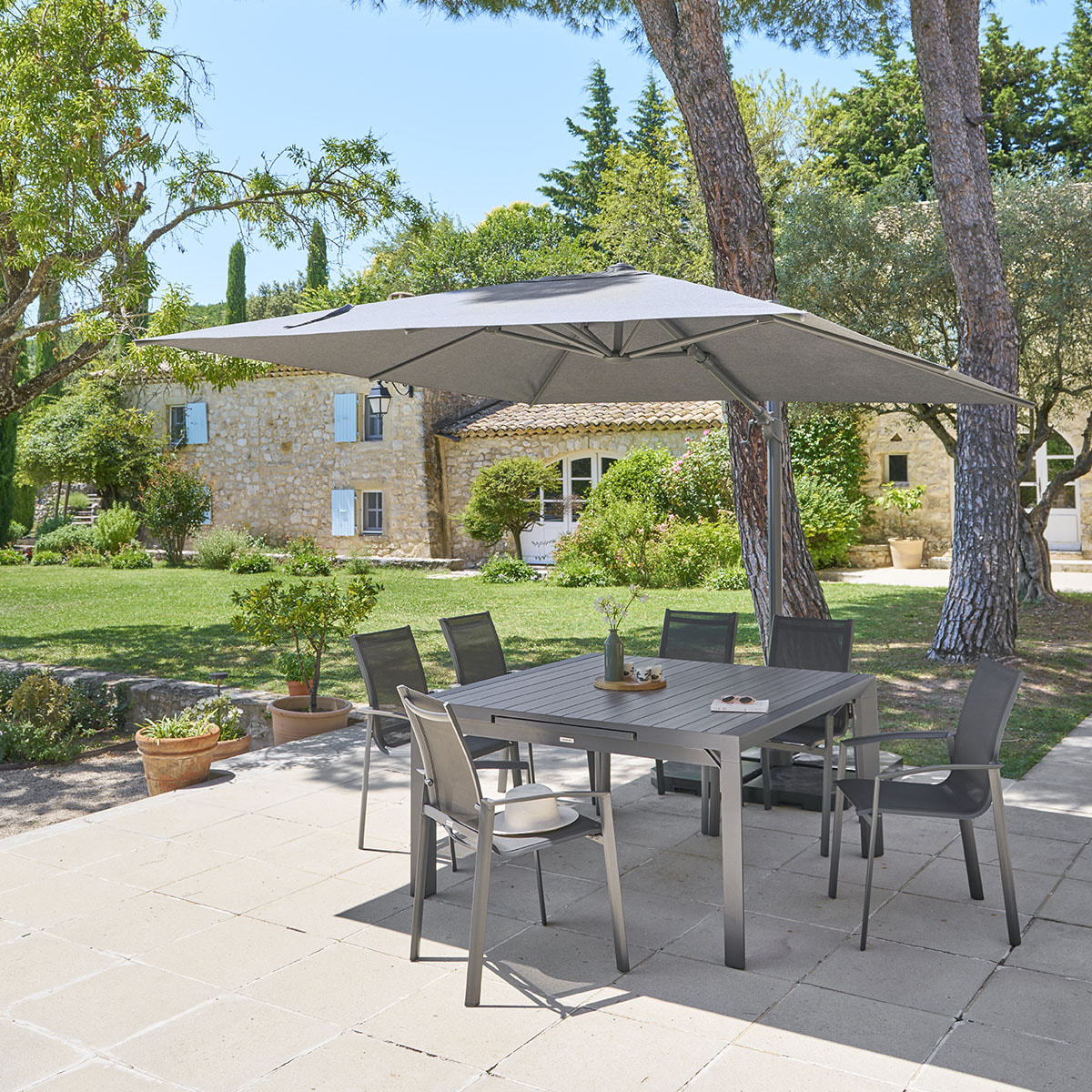 Parasol déporté "Melhia" anthracite 3x3m