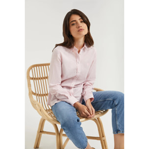 Camicia mille righe rosa con particolare ricamato sul petto