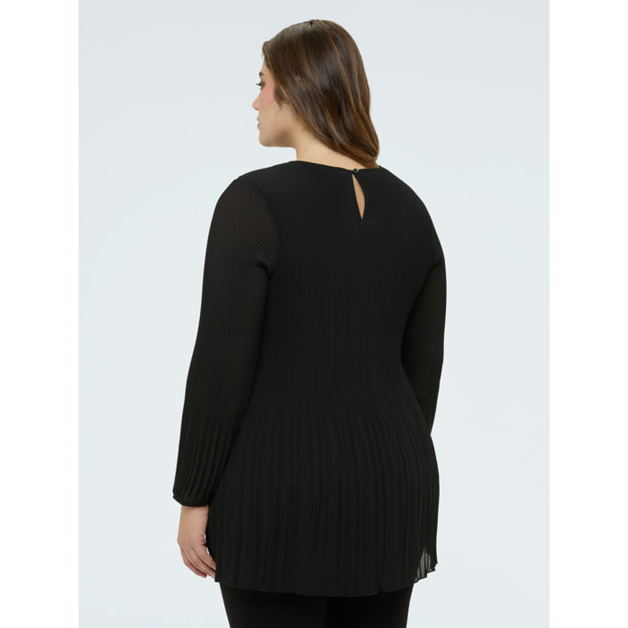 Fiorella Rubino - Blusa plisada de georgette con joya - Negro