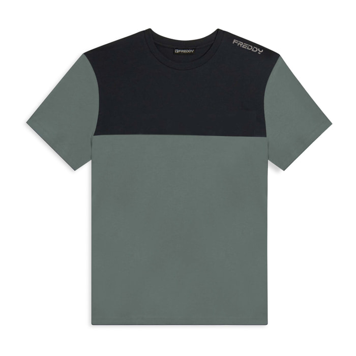 T-shirt colour block con stampa sulla spalla