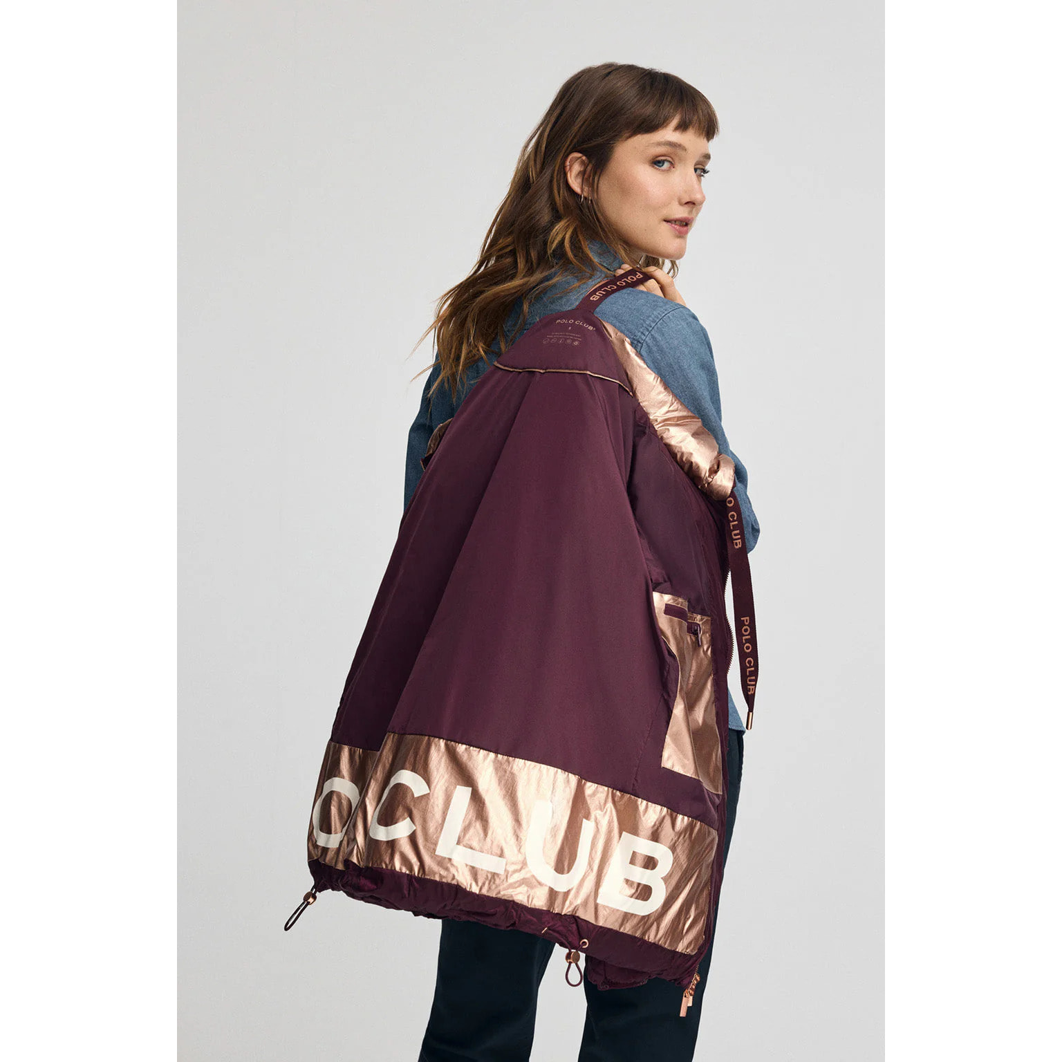 Chaqueta Ingrid color borgoña con logo Polo Club