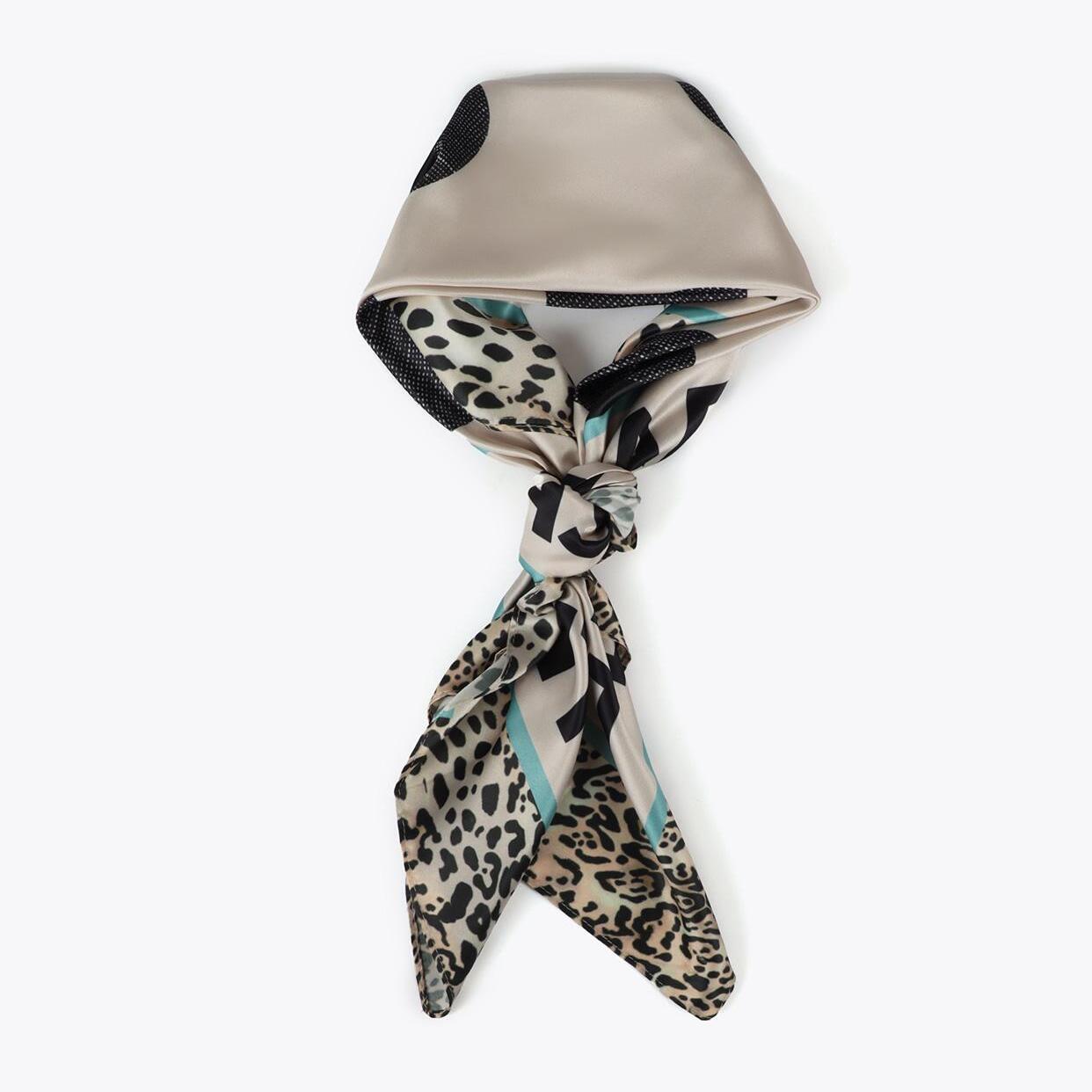 Foulard a Pois e Logo