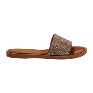 Sandalias planas cognac decoradas