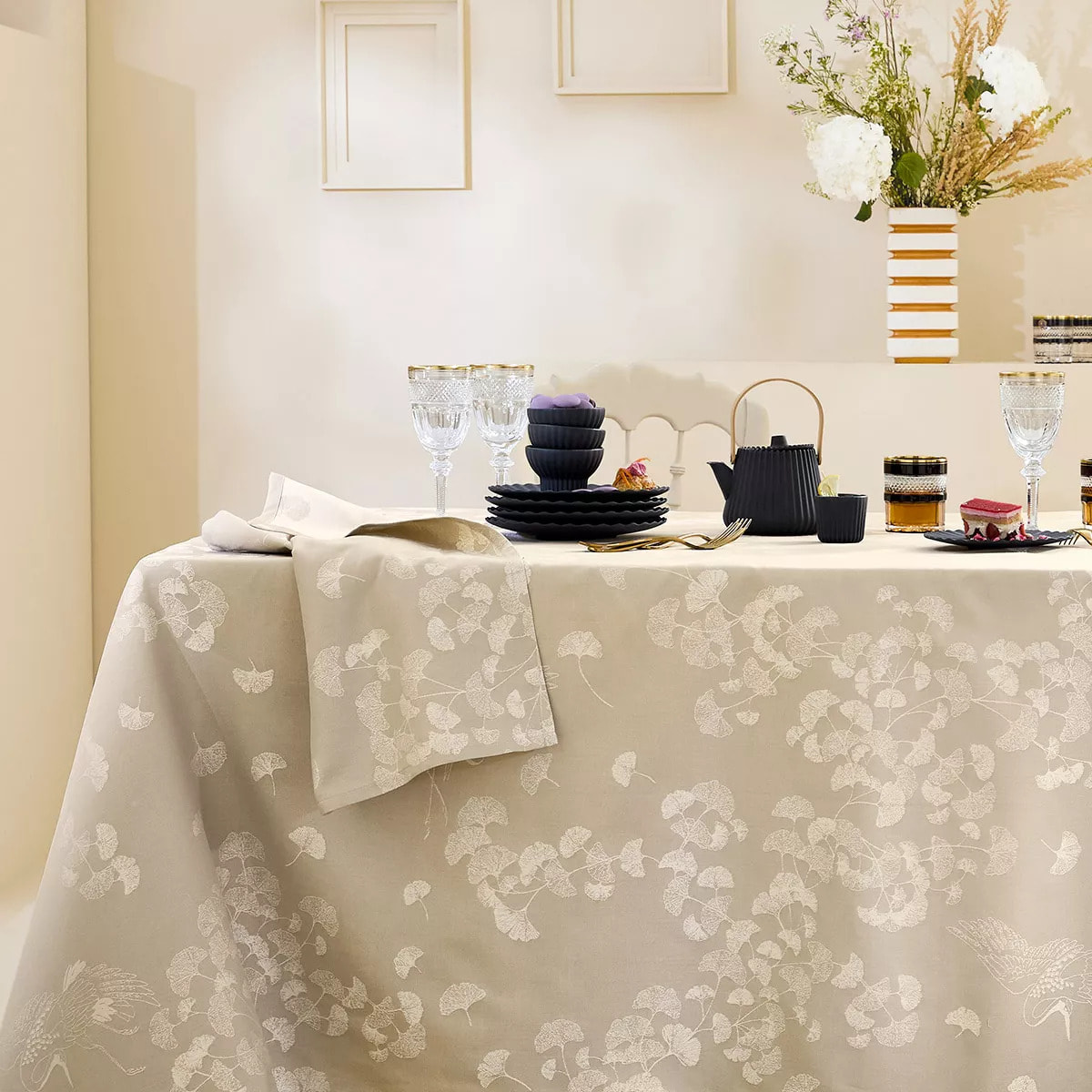 Serviette pur coton motif jacquard beige Mille ginkos naturel