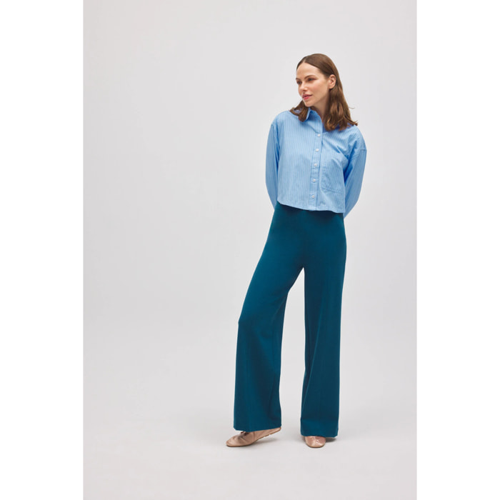 Pantaloni blu a gamba larga