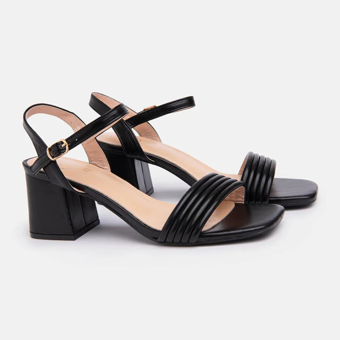 Sandalo con fascia e tacco ampio - NERO