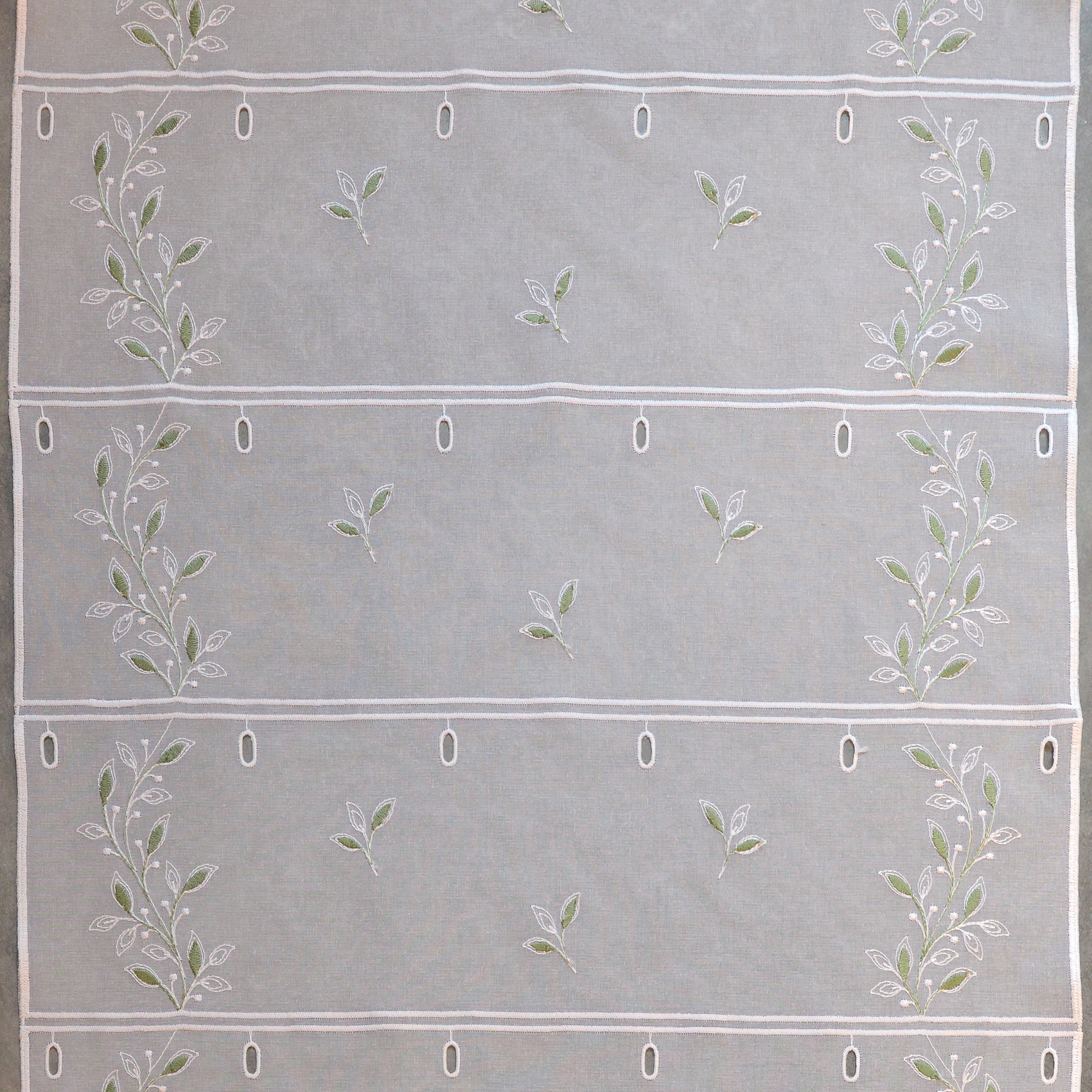 Voilage modulable brodé feuilles - Vert