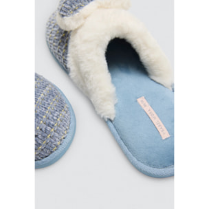 Pantofole con dettagli a cuore 3D