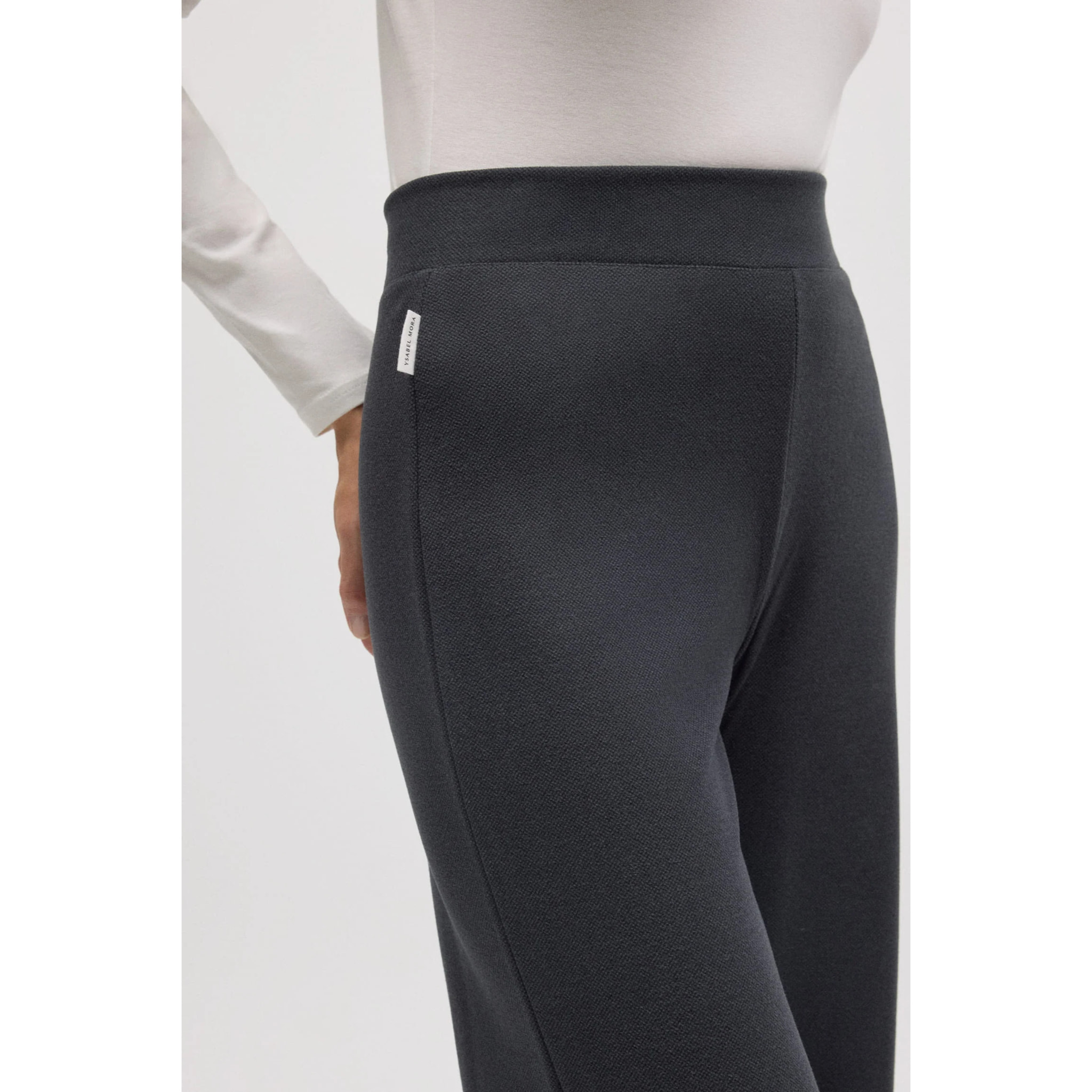 Pantaloni dritti con texture antracite