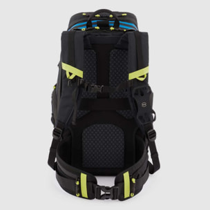 Piquadro Zaino da sci alpinismo e trekking realizzato in poliestere Cordura® riciclato al 40% altamente performante.