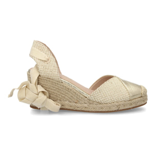Alpargata de cuña baja de esparto con cintas