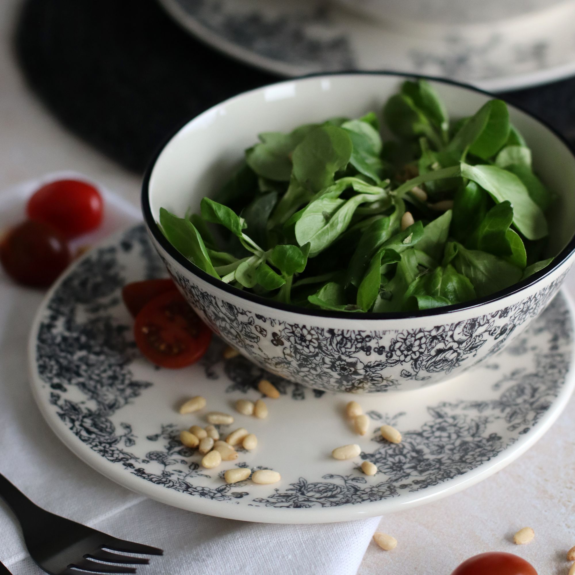 Lot de 6 assiettes à dessert porcelaine blanc et noir 19,5cm FLORALI