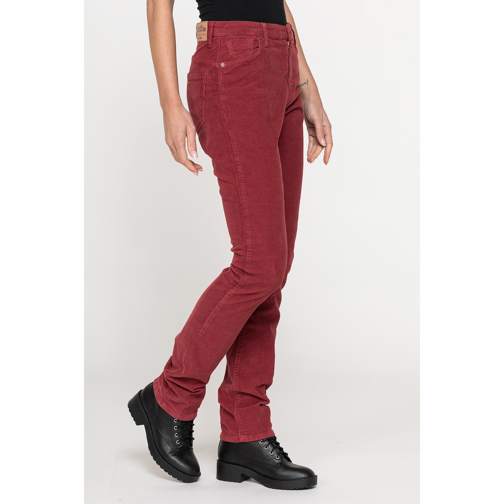 PANTALONE IN VELLUTO STRETCH MOD. 753. Vita alta gamba regolare.