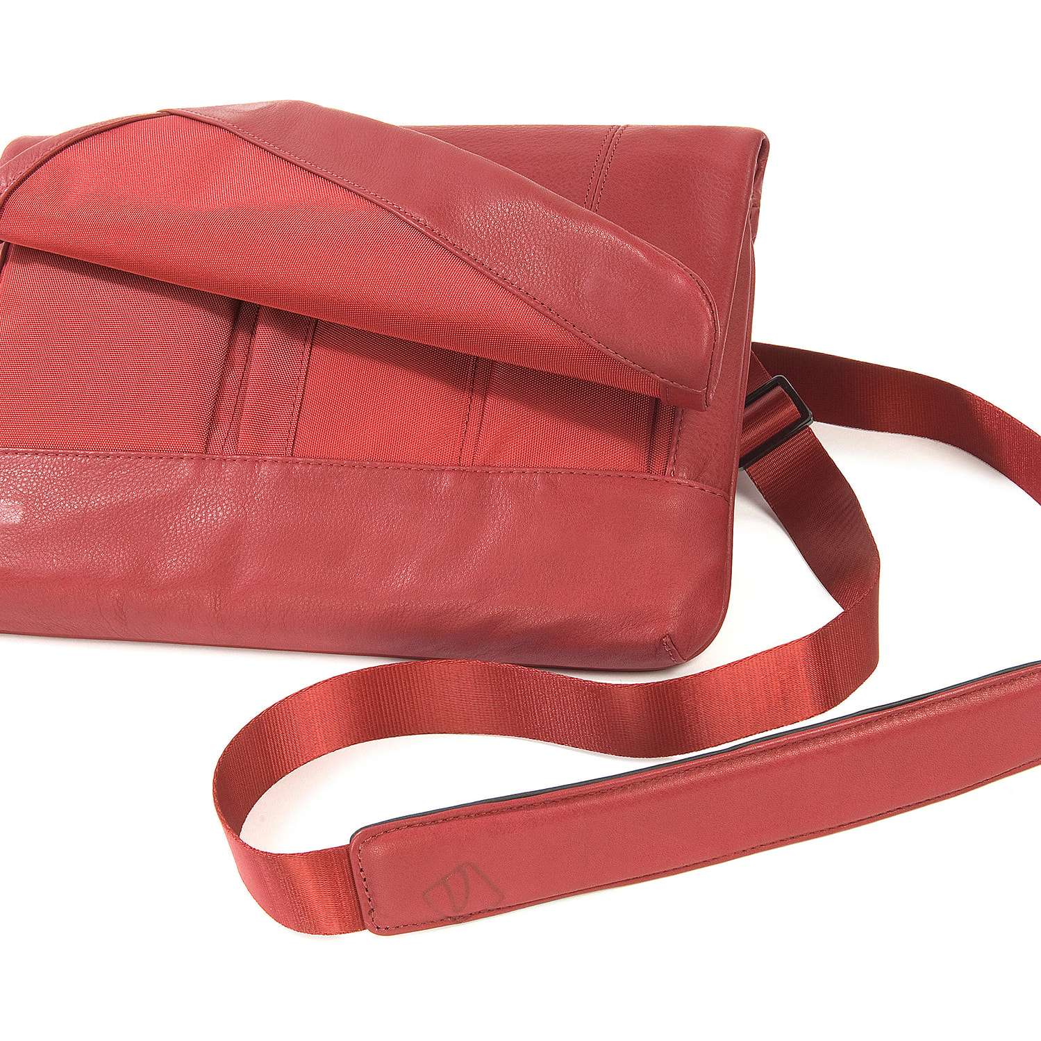 Borsa a tracolla  unisex In Vera pelle Made in Italy 23,5x34x4,5 cm