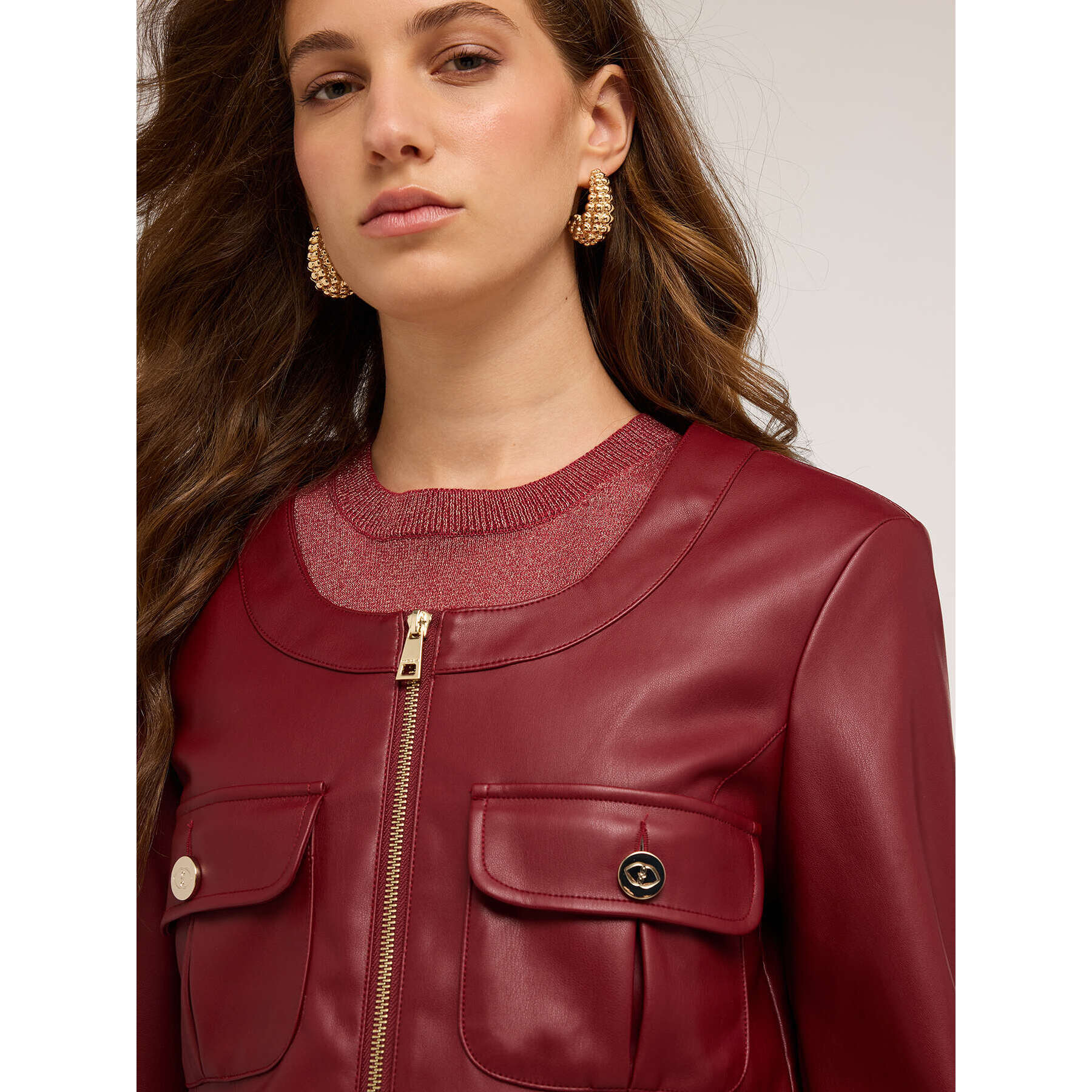 Motivi - Chaqueta corta en tejido revestido - Burgundy