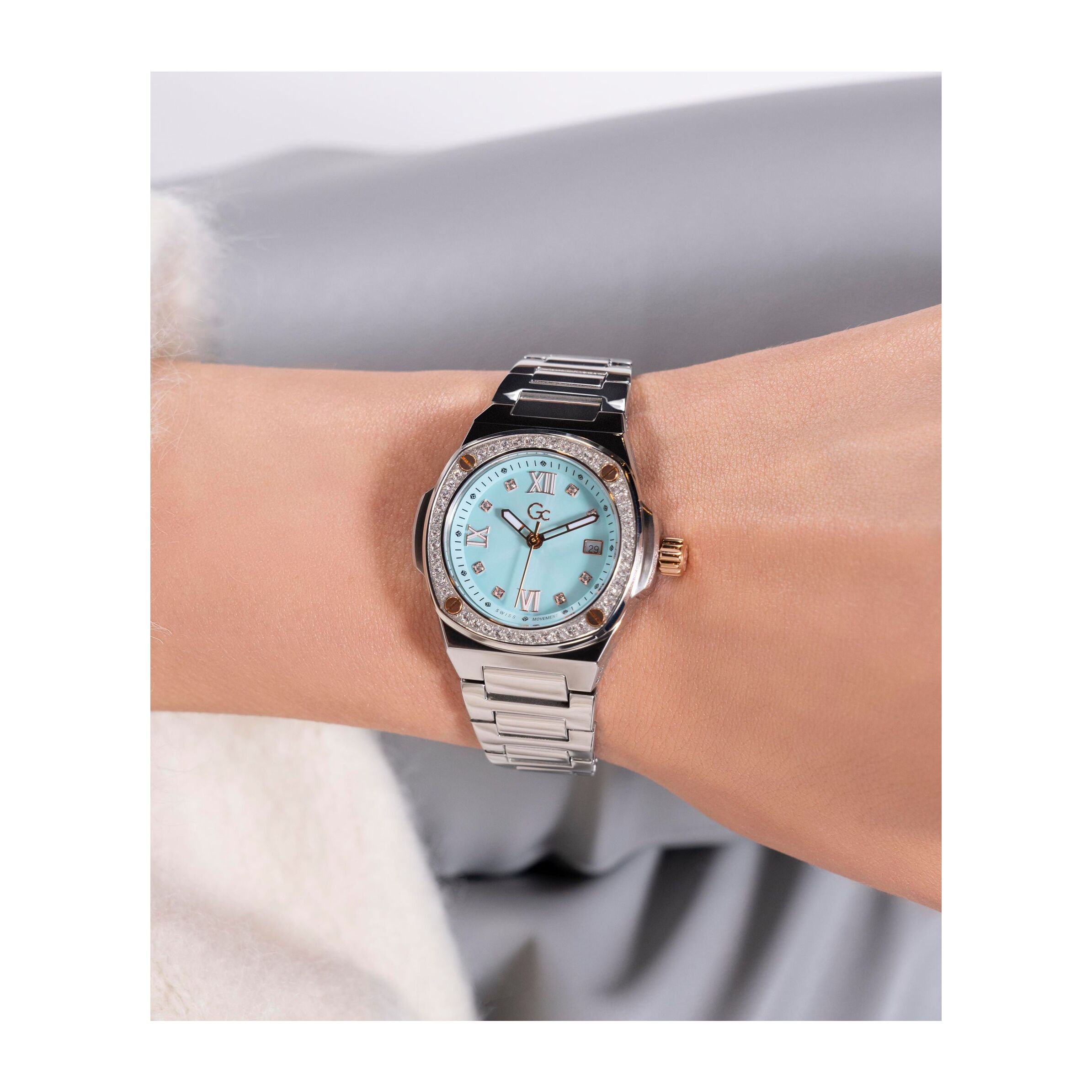 Gc Orologio Analogico Al Quarzo Gc Coussin Shape Mini