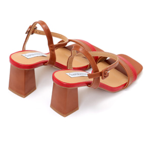 Sandali in simil pelle con tacco quadrato e fascia bicolore