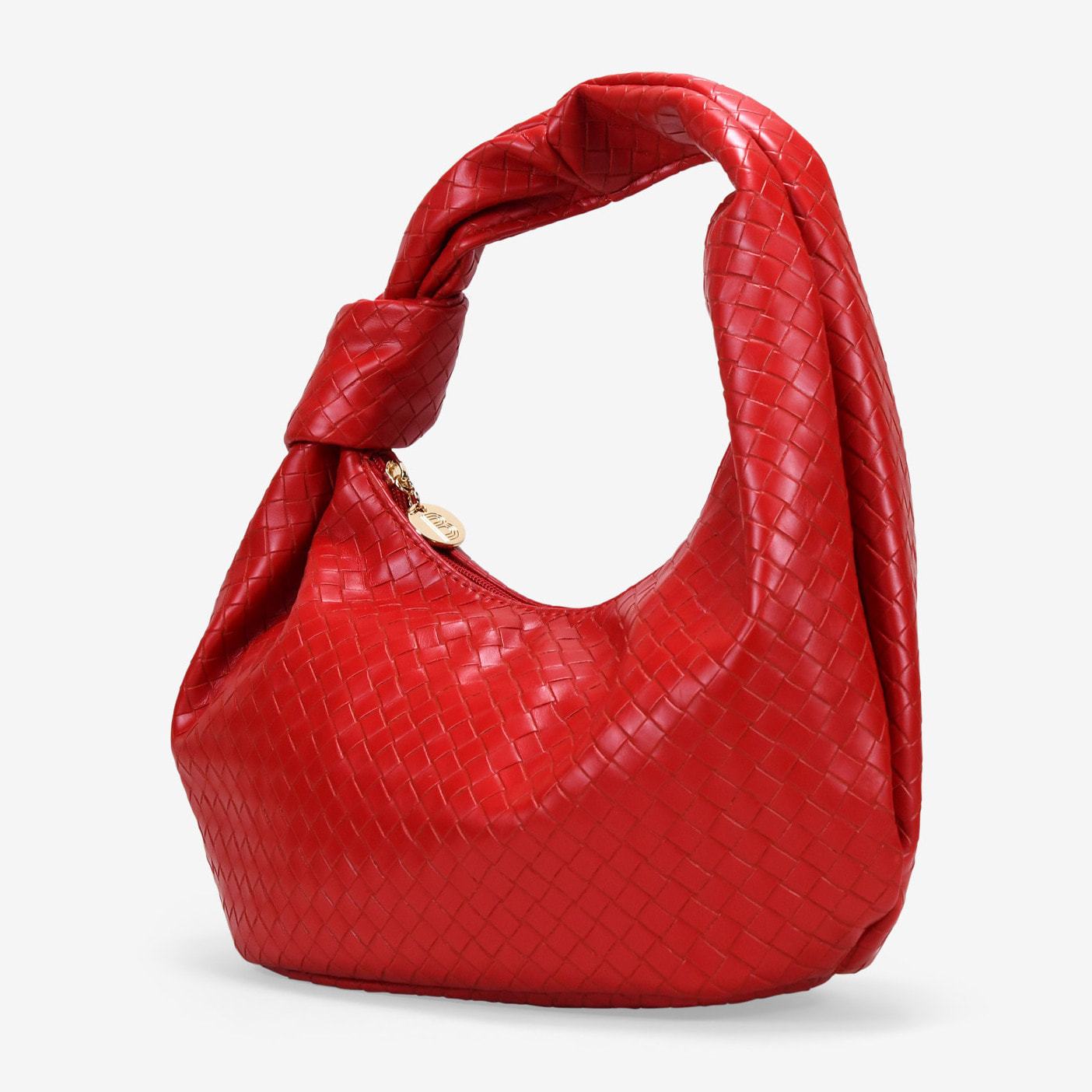 Bolso de hombro rojo trenzado con nudo