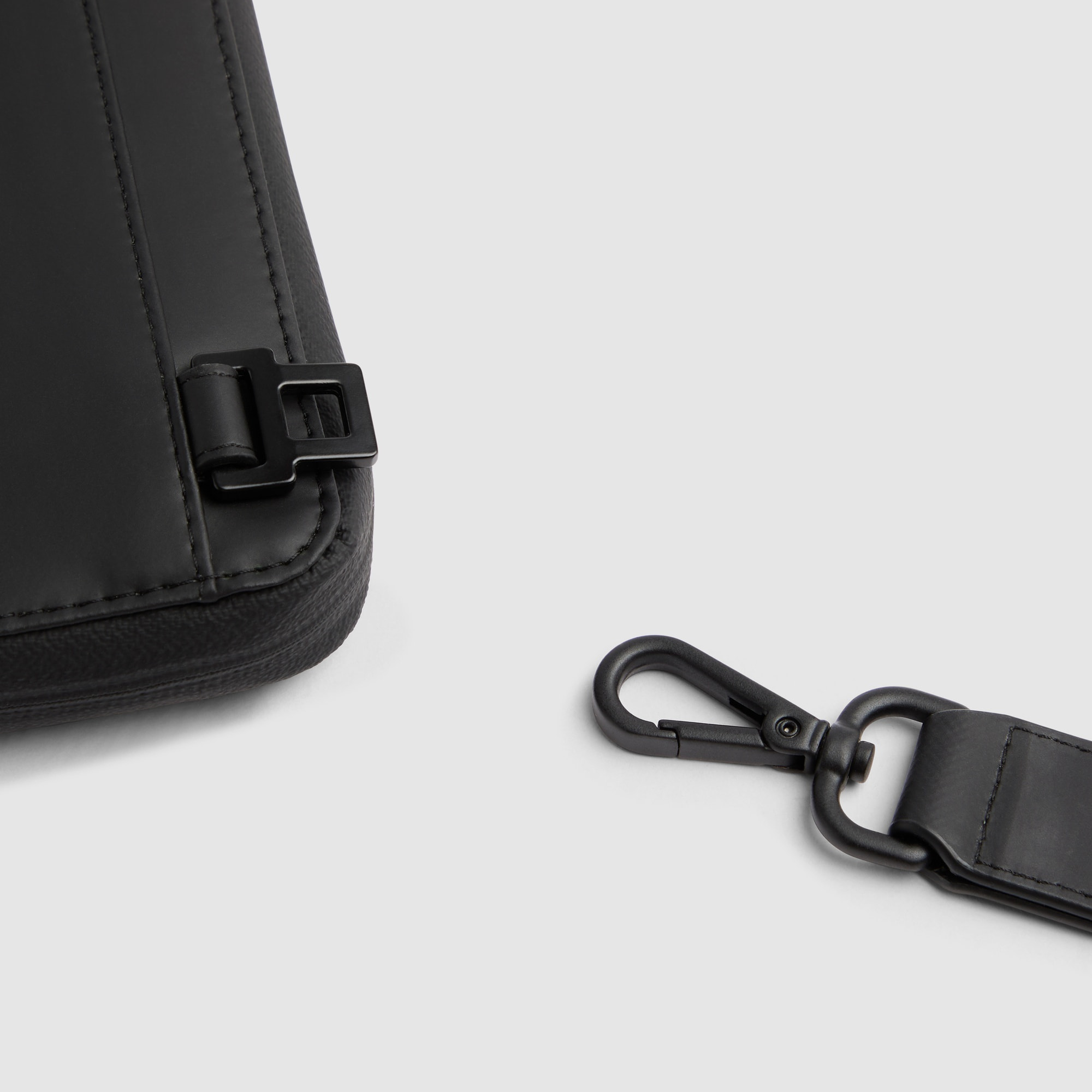 Piquadro Pochette con tracolla rimovibile