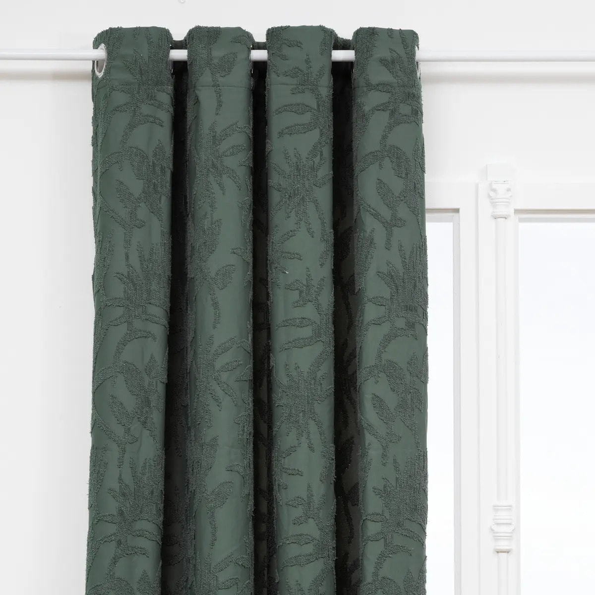 Rideau "Willow" jacquard vert céladon 135x260cm