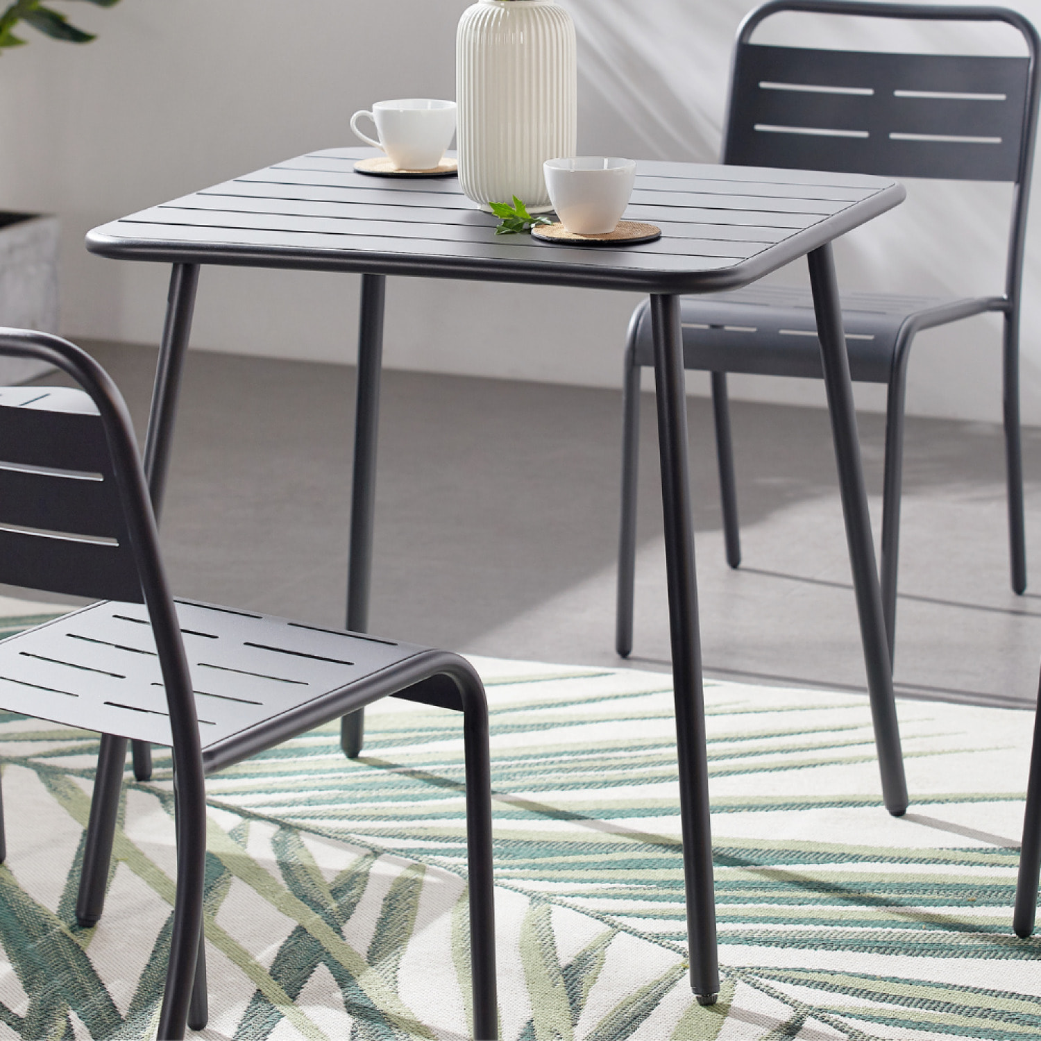 Ensemble table + chaises gris foncé 4 places  - EVORA
