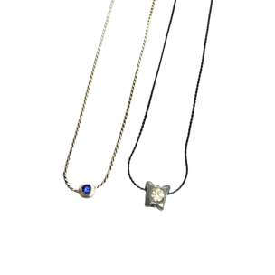 Pareja de collares White-Black con cristal de Sw en plata 925 10µ