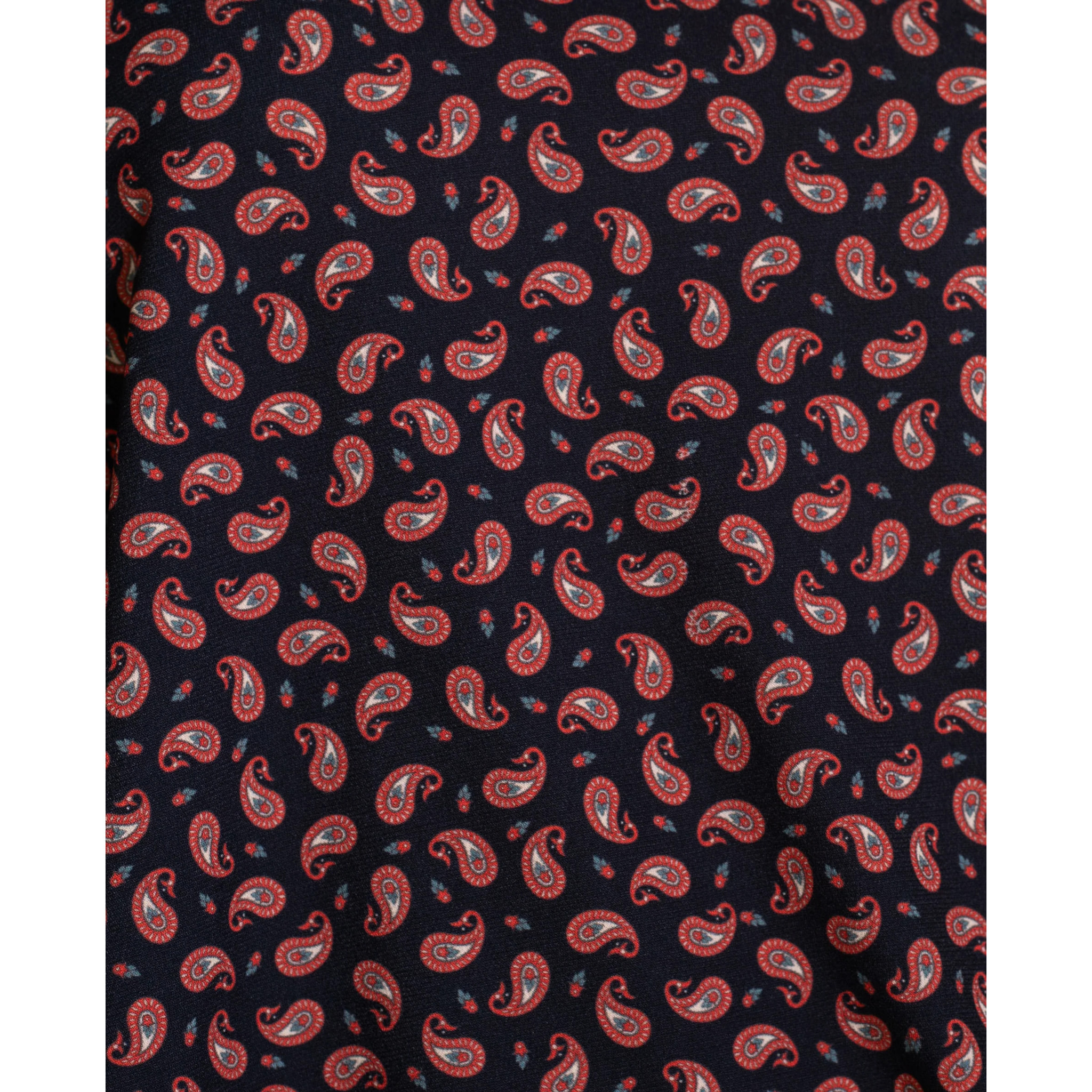 Blusa de mujer asimétrica estampada.