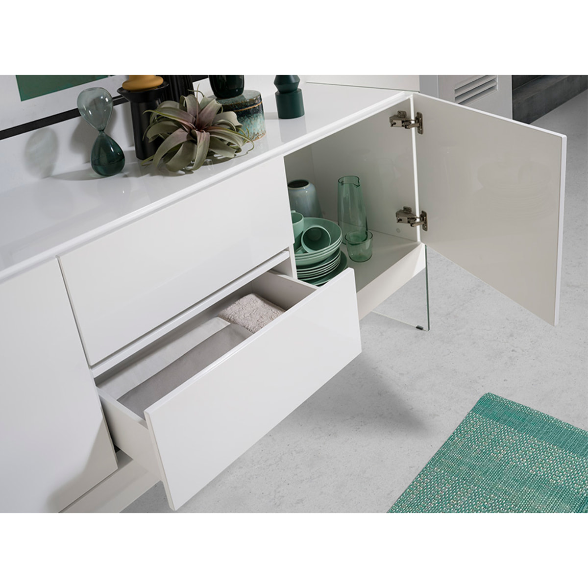 Aparador de Angel Cerda de DM 180x45x85cm