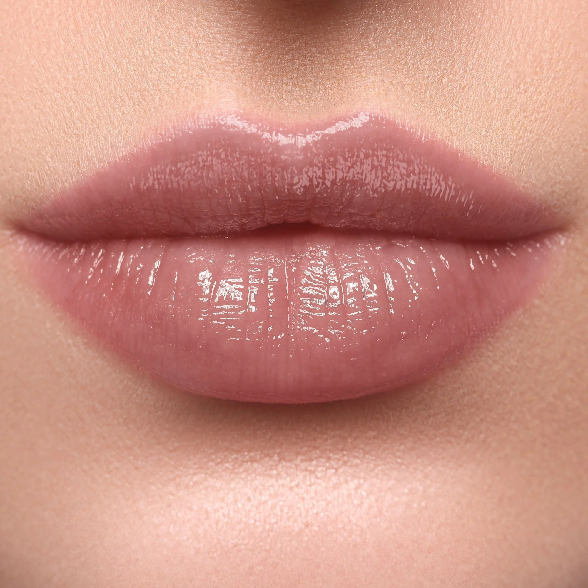 HYDRASHEER GLOSSY LIPSTICK Rossetto dal finish glossato