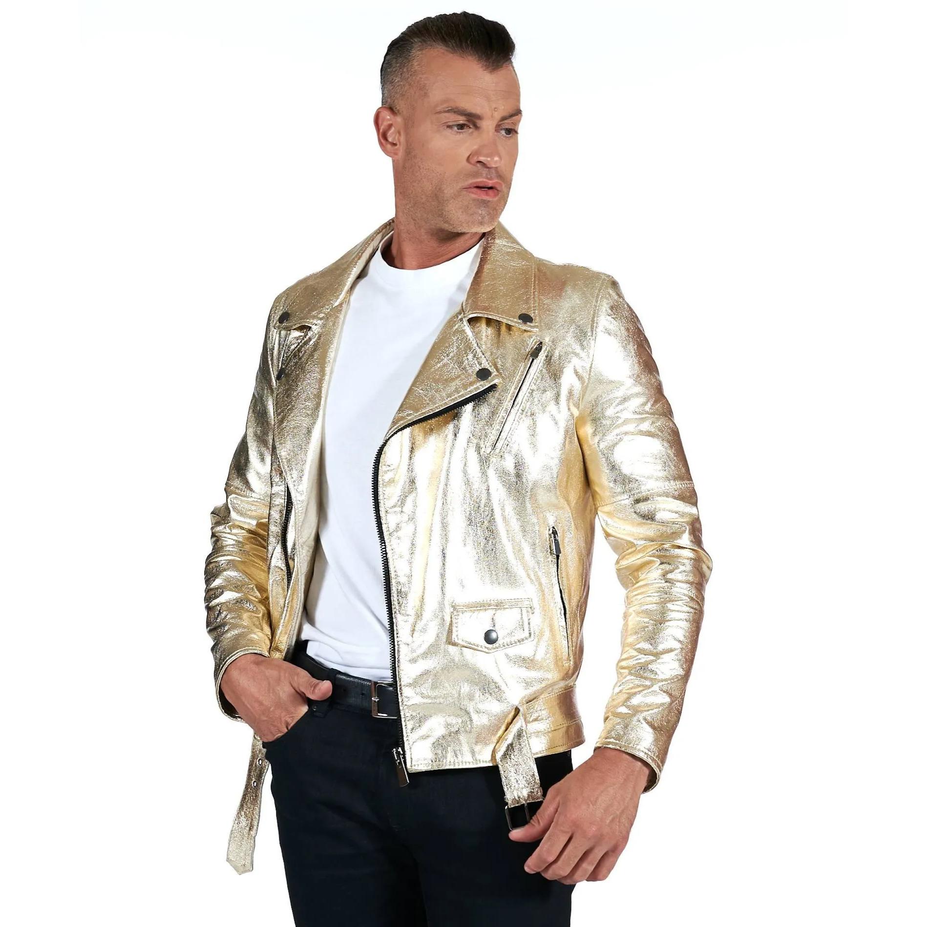 Chiodo biker in pelle laminata color oro con cintura effetto liscio