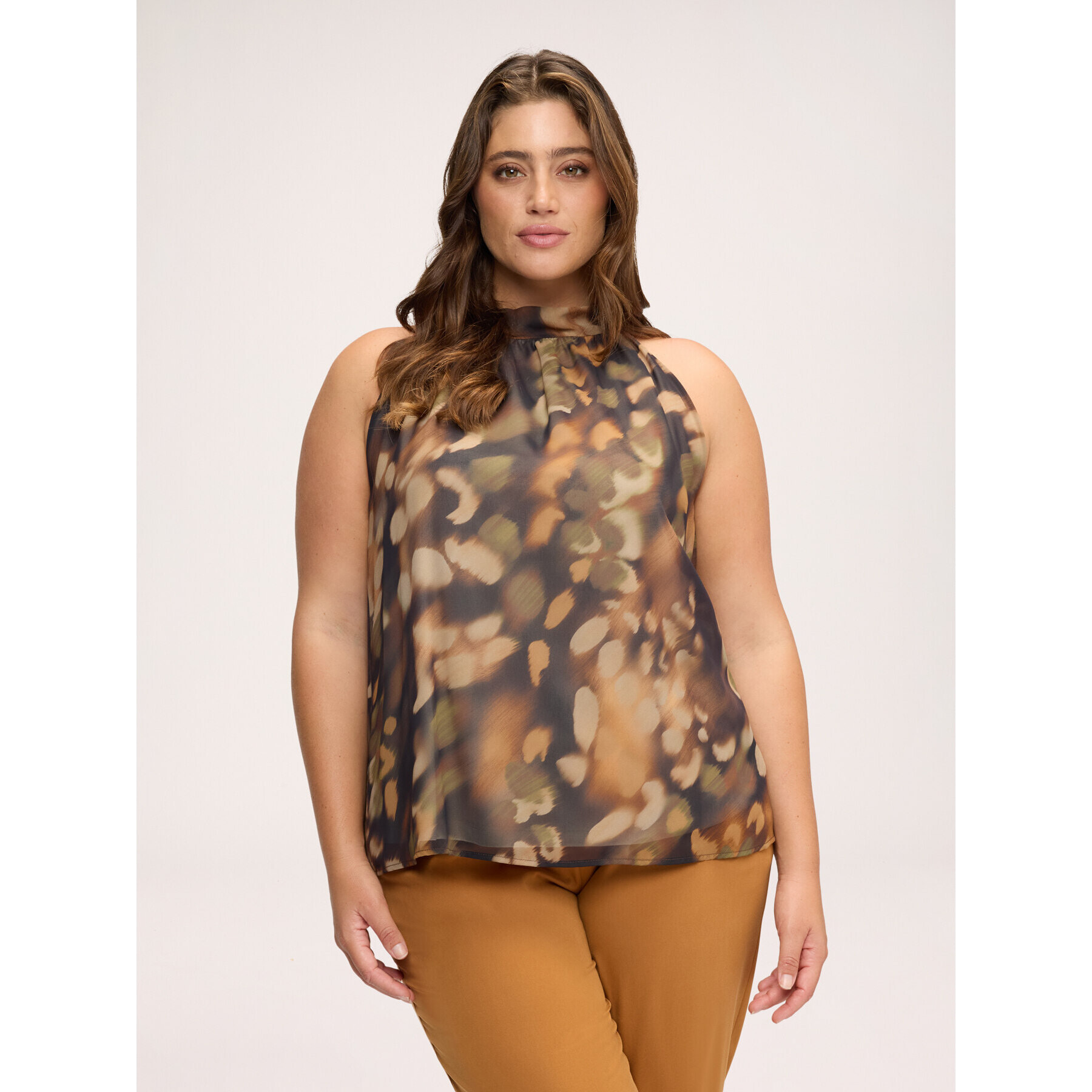 Fiorella Rubino - Blusa con stampa all over collo coreano - Marrone