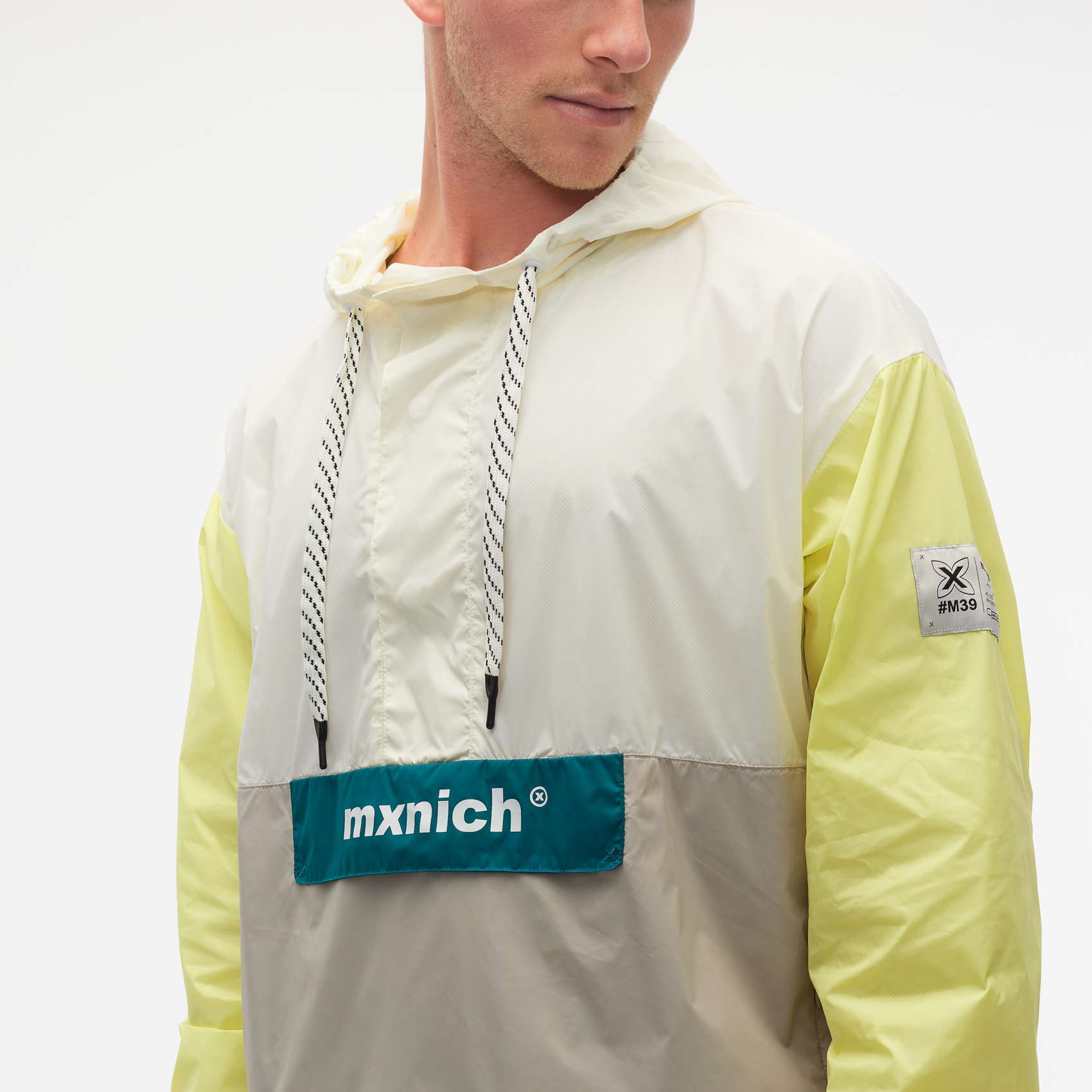 MUNICH WINDBREAKER OVERLAND 253