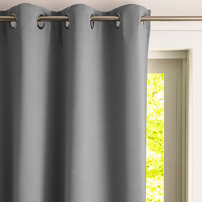 Rideau polyester occultant uni gris clair