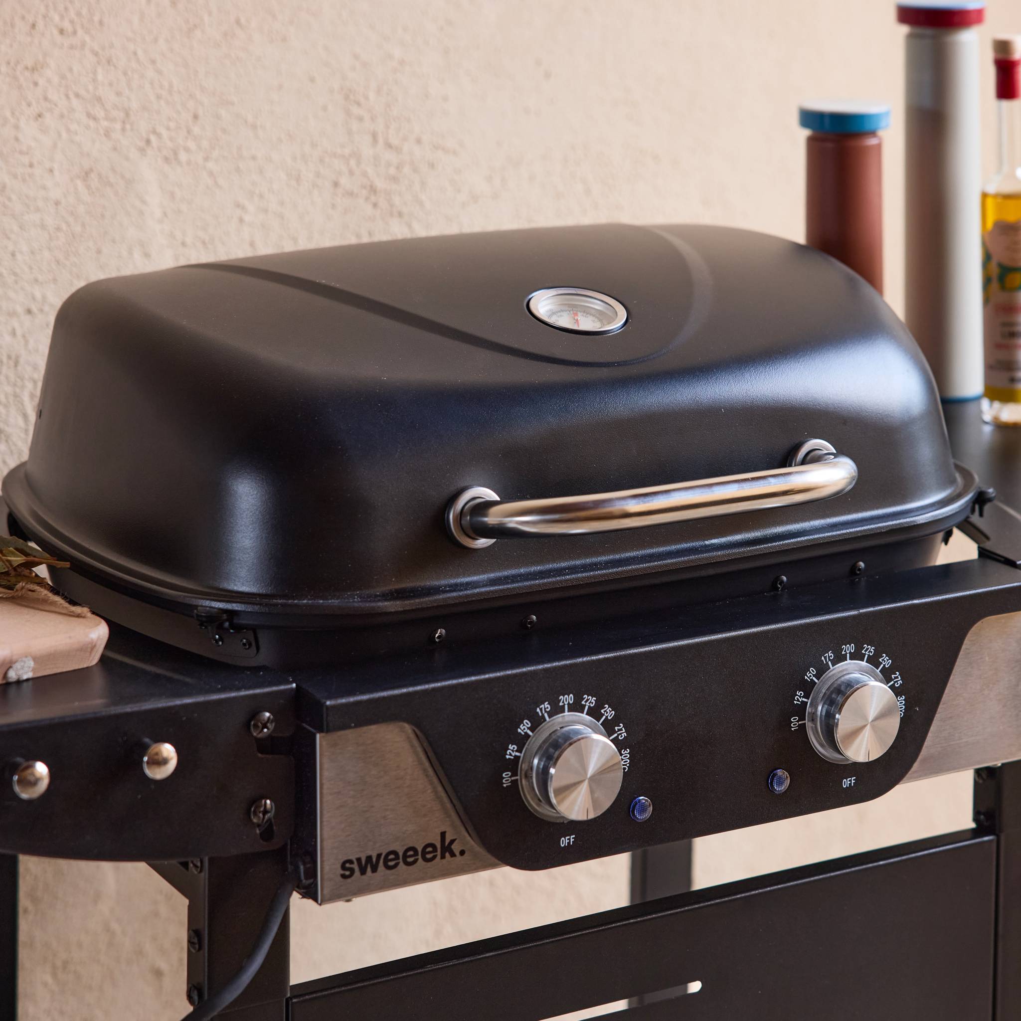 Barbecue électrique noir 2 brûleurs. acier émaillé 2300 W. L 100 x P 61 x H 121.5 cm