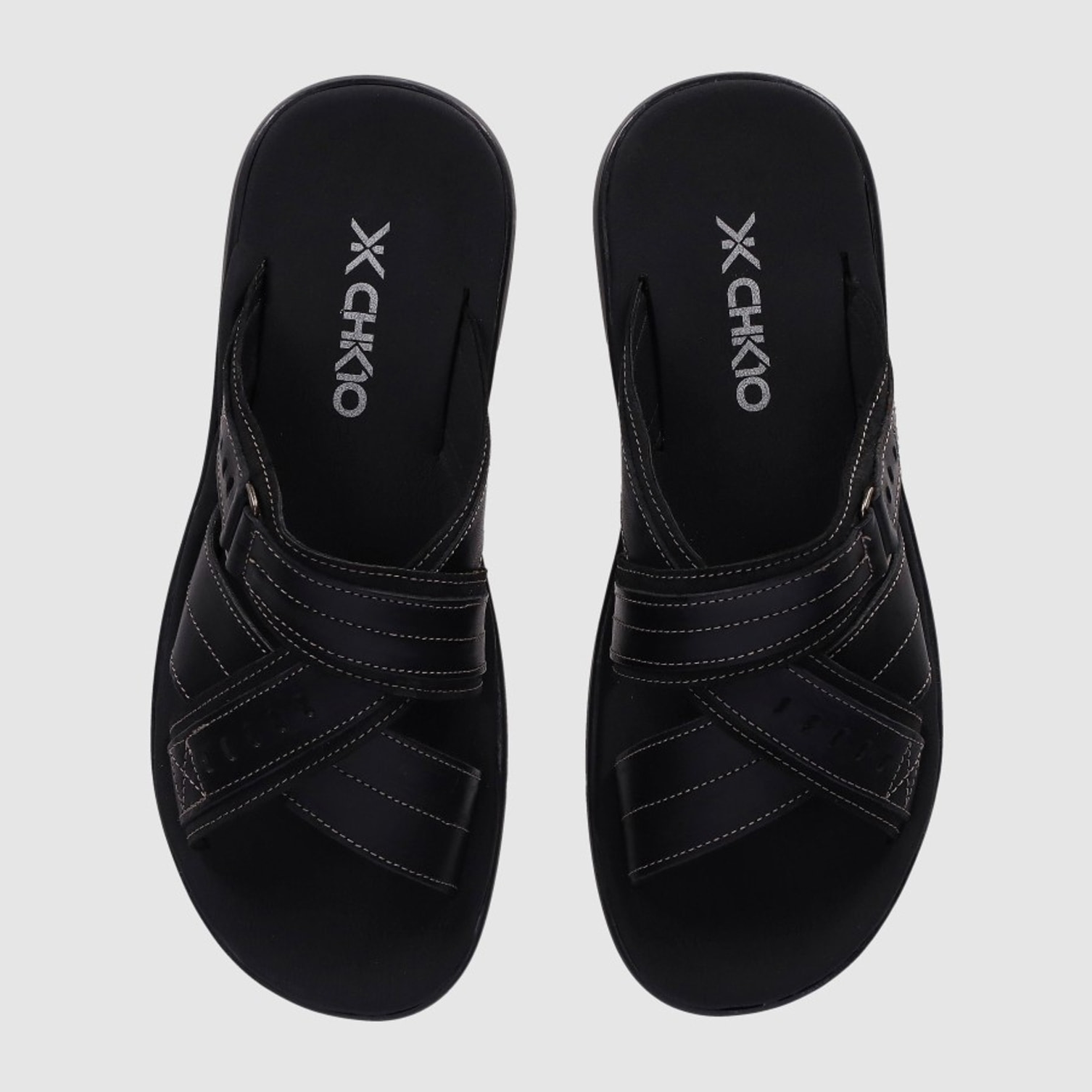 Sandalias de Piel - Negro - Tacón: Bajo