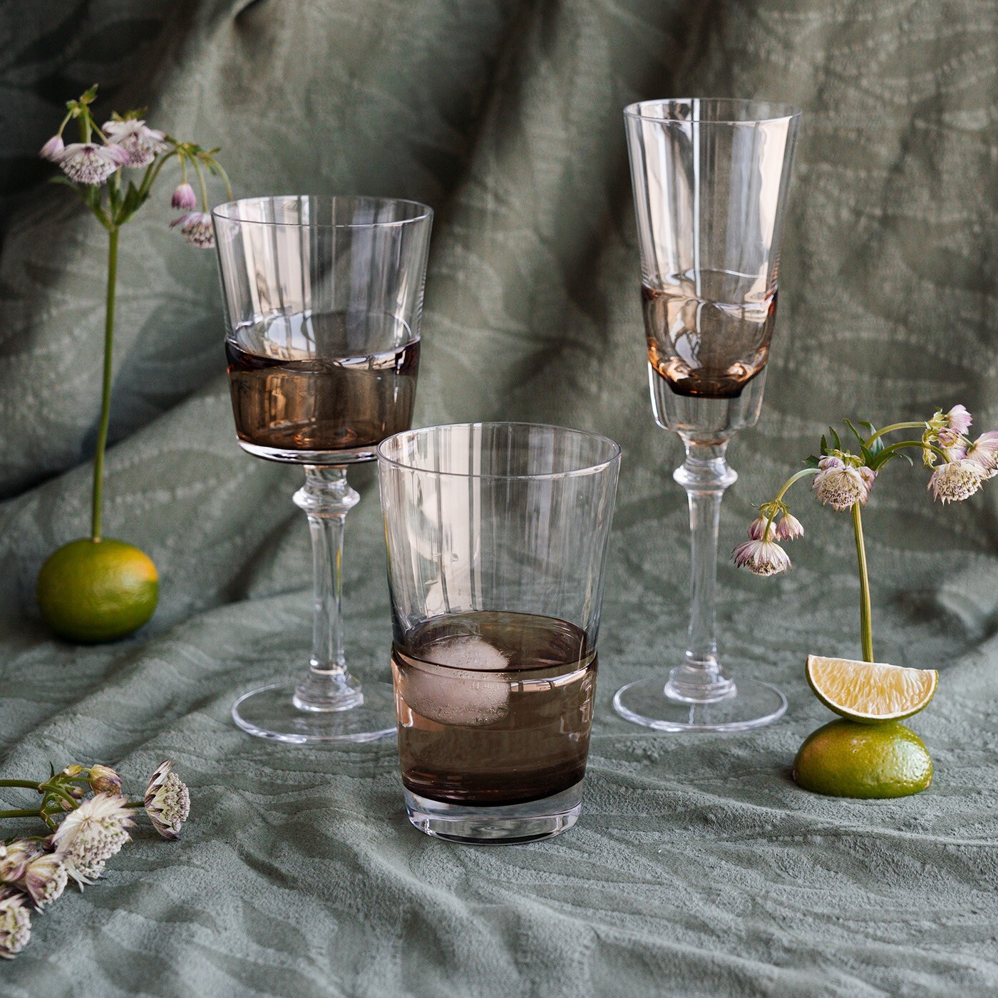 Verres à vin Mimi ambre set de 4 Kare Design