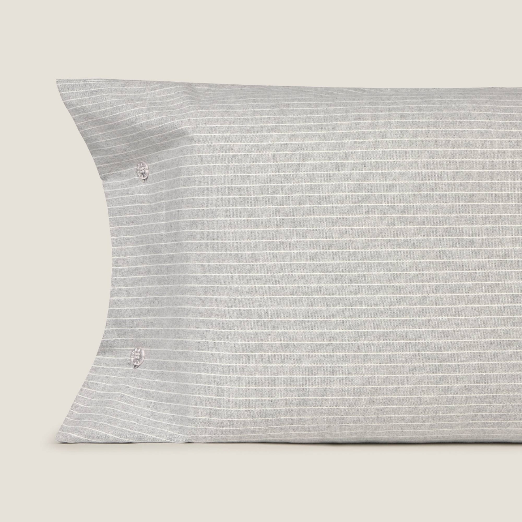 Funda de almohada de franela a rayas Gafray color gris Franela de algodón