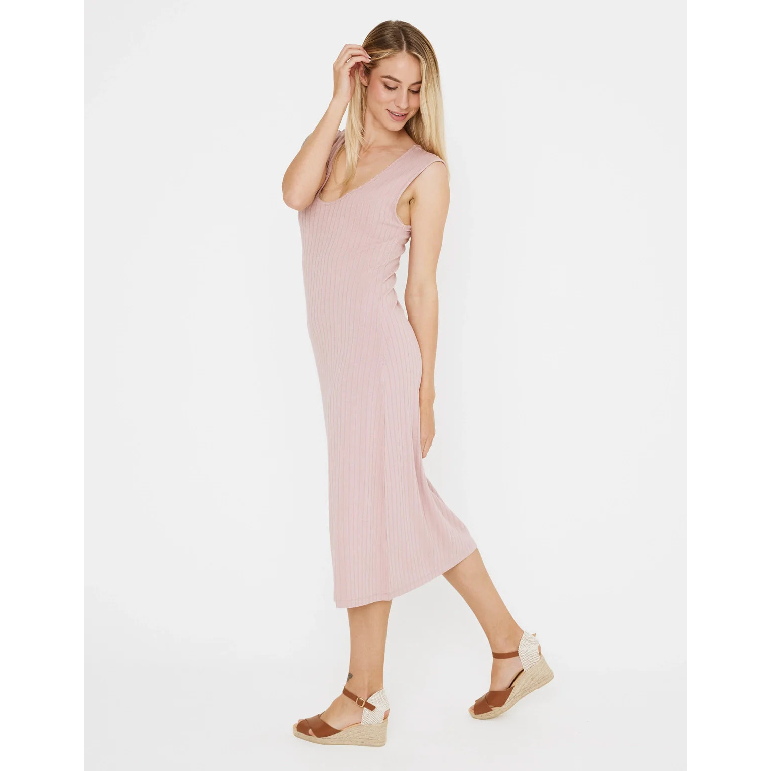 Vestido Midi Largo Cuello Redondo Rosa - Desita