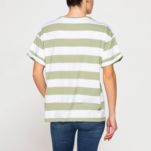 T-SHIRT OVERSIZE MODELLO BOYFRIEND A RIGHE