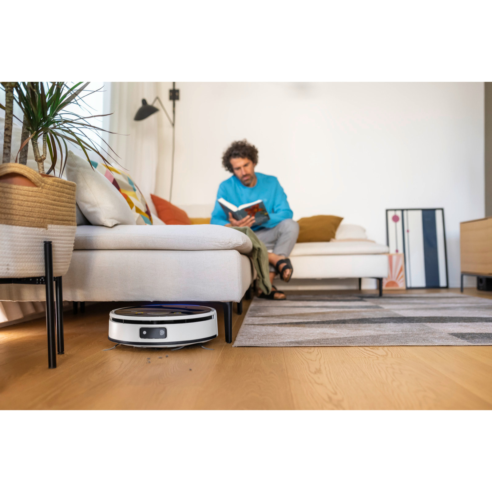 Aspirateur robot laveur KARCHER RVF7 confort EXTRA - aspire/lave/sèche tous type de sols - station vidange liquide/poussière - 160m²