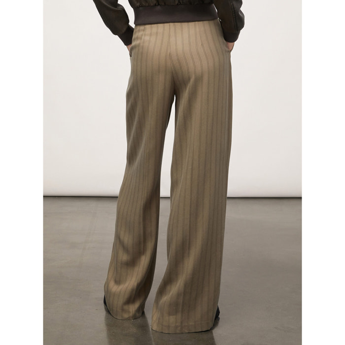 Motivi - Pantalón modelo palazzo con raya diplomática - Verde claro