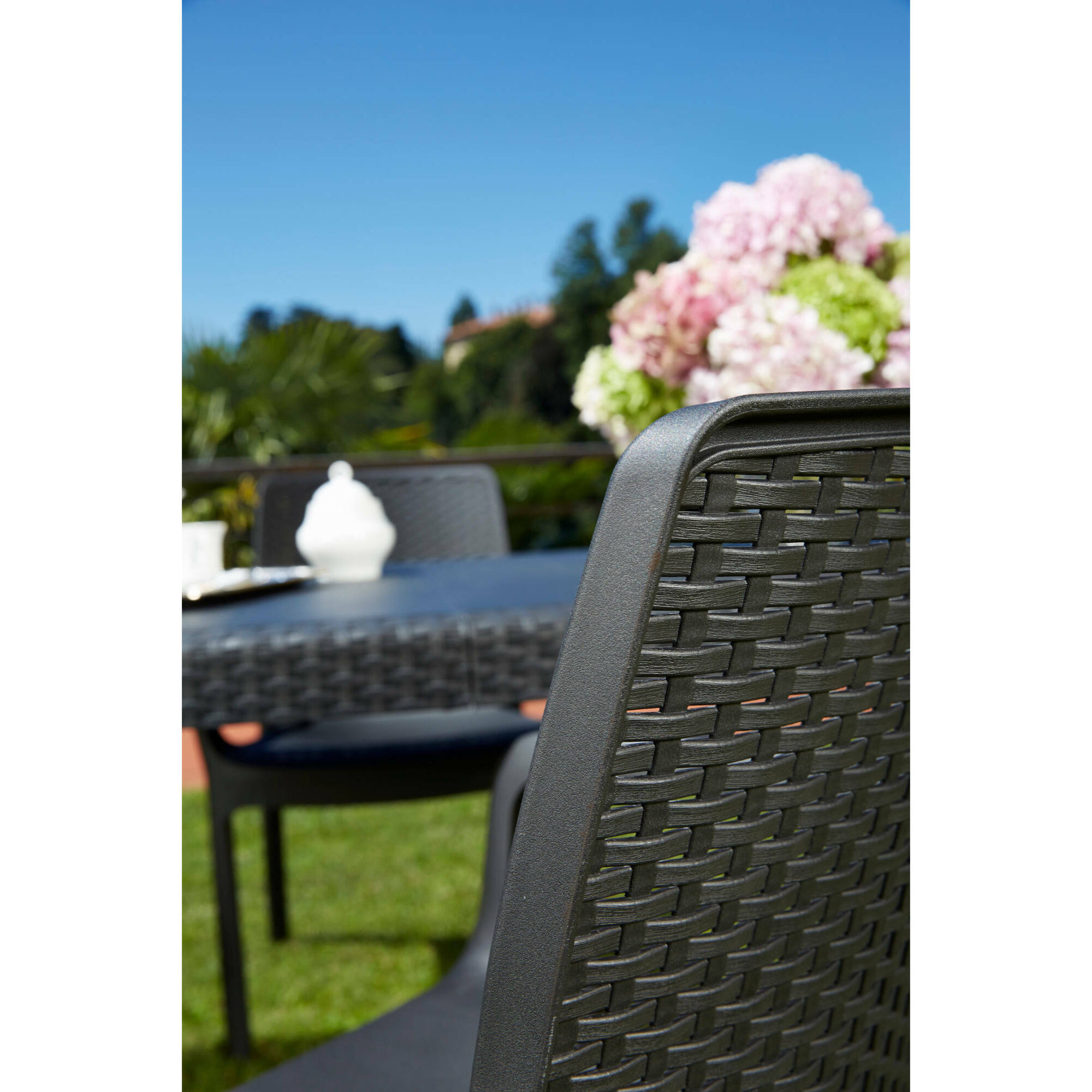 Sedia da esterno Asha, Seduta da giardino, Sedia per tavolo da pranzo, Poltrona outdoor effetto rattan, 100 % Made in Italy, 54x60h82 cm, Antracite