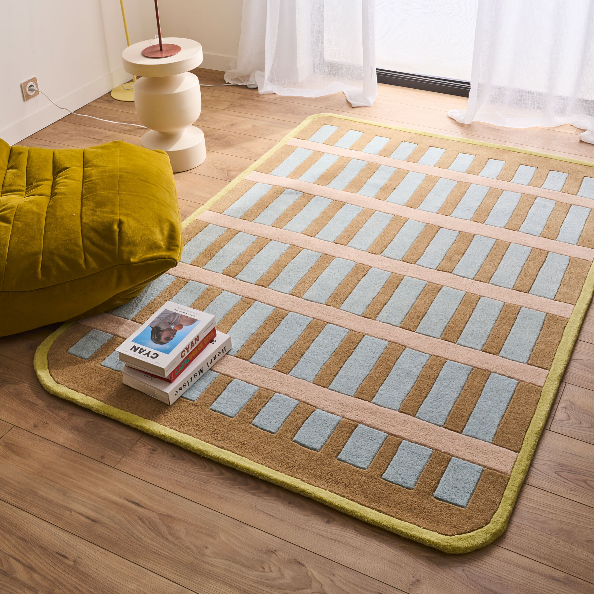 PANTONE - Tapis en laine fait main RAYON TENDRE à motif graphique