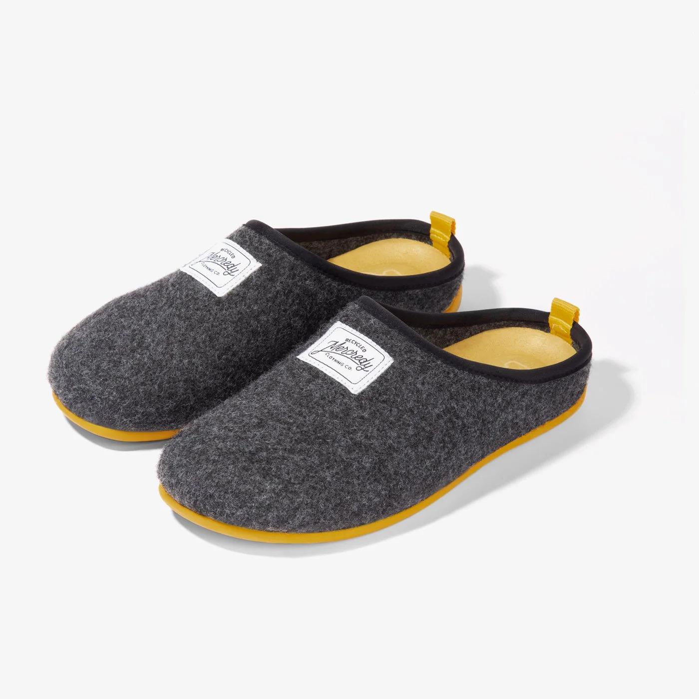 Zapatillas de Casa Mercredy Slipper Negro / Amarillo D.Franklin