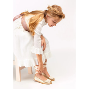 Bailarinas niña platino con lazo B&W